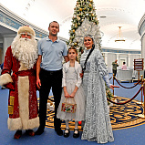 Новогоднее путешествие в мир театра для детей участников СВО - НОВАТ - фото №6